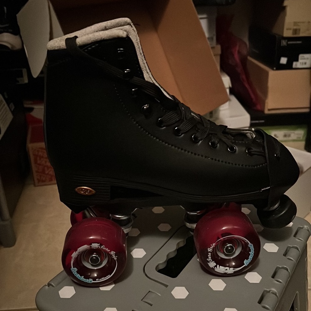 Sure-grip international roller skates